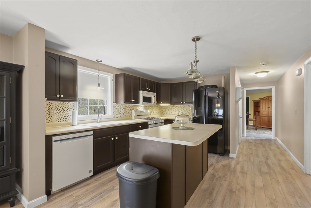 11 Mya's Court Wareham, MA 02571 - Photo 18 of 36