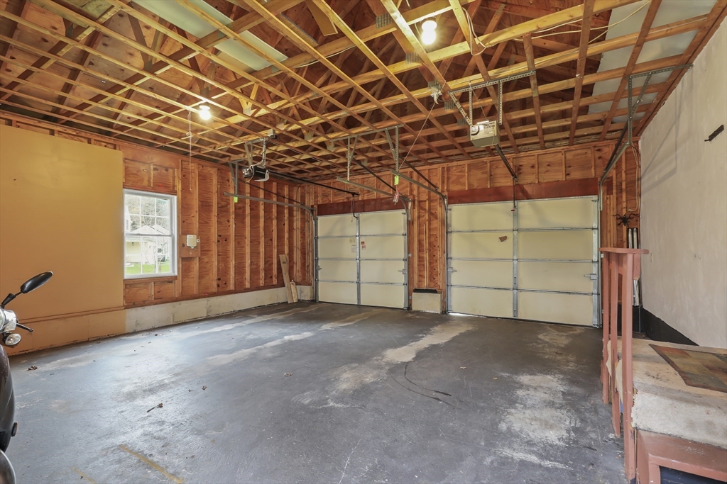 11 Mya's Court Wareham, MA 02571 - Photo 8 of 36
