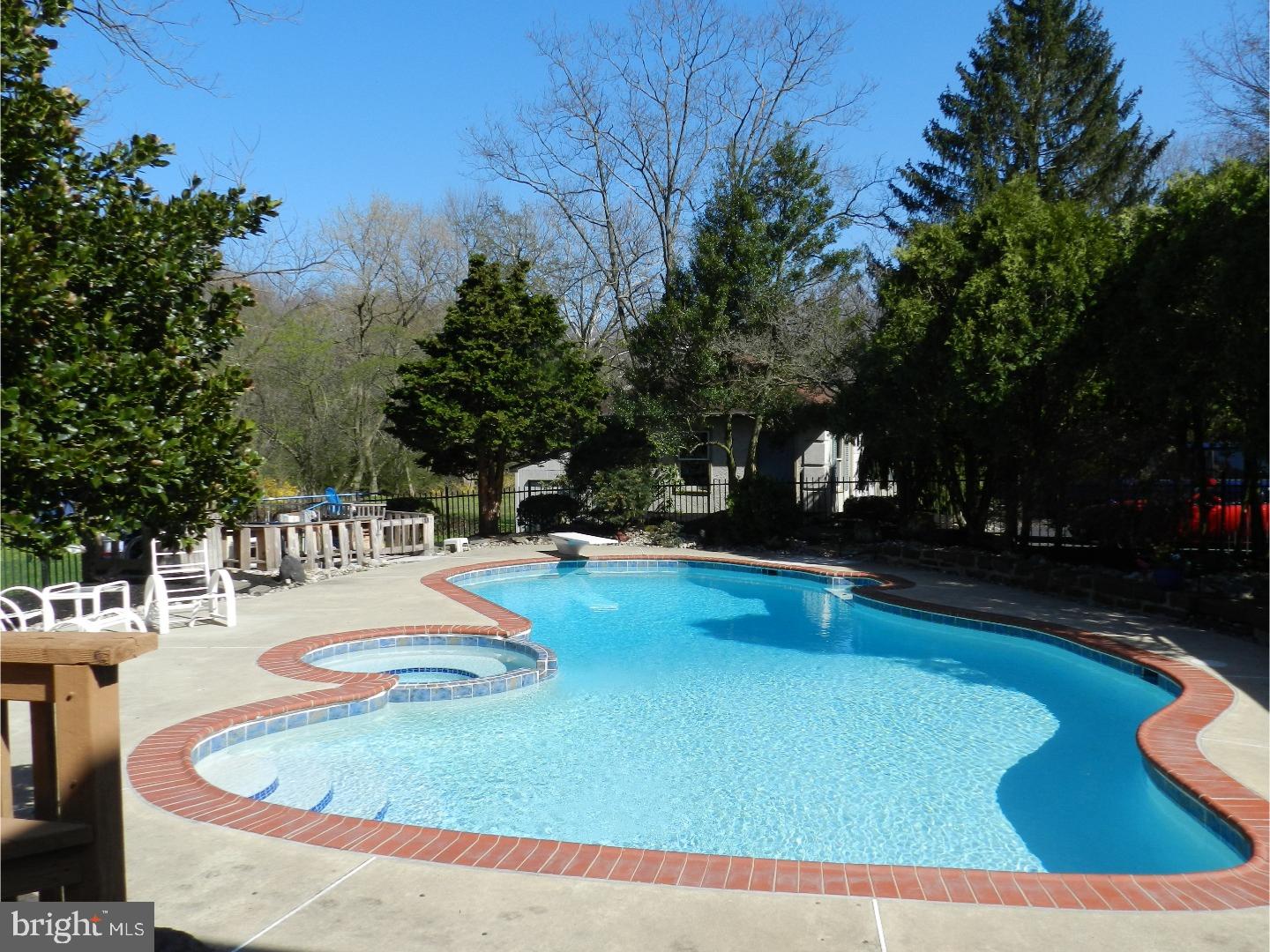 853 Hunt Road Newtown Square, PA 19073 - Photo 14 of 24 Pool