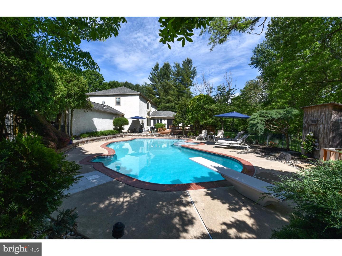 853 Hunt Road Newtown Square, PA 19073 - Photo 23 of 24 Pool
