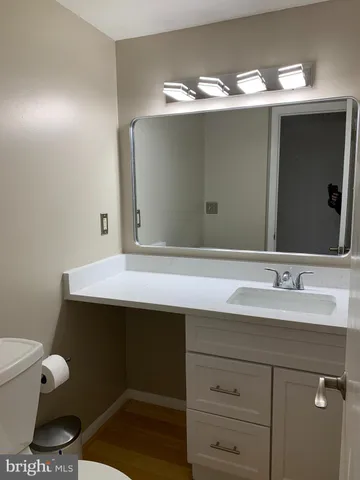 $639,000 | 11854 South Lakes Court, Reston, VA 20191