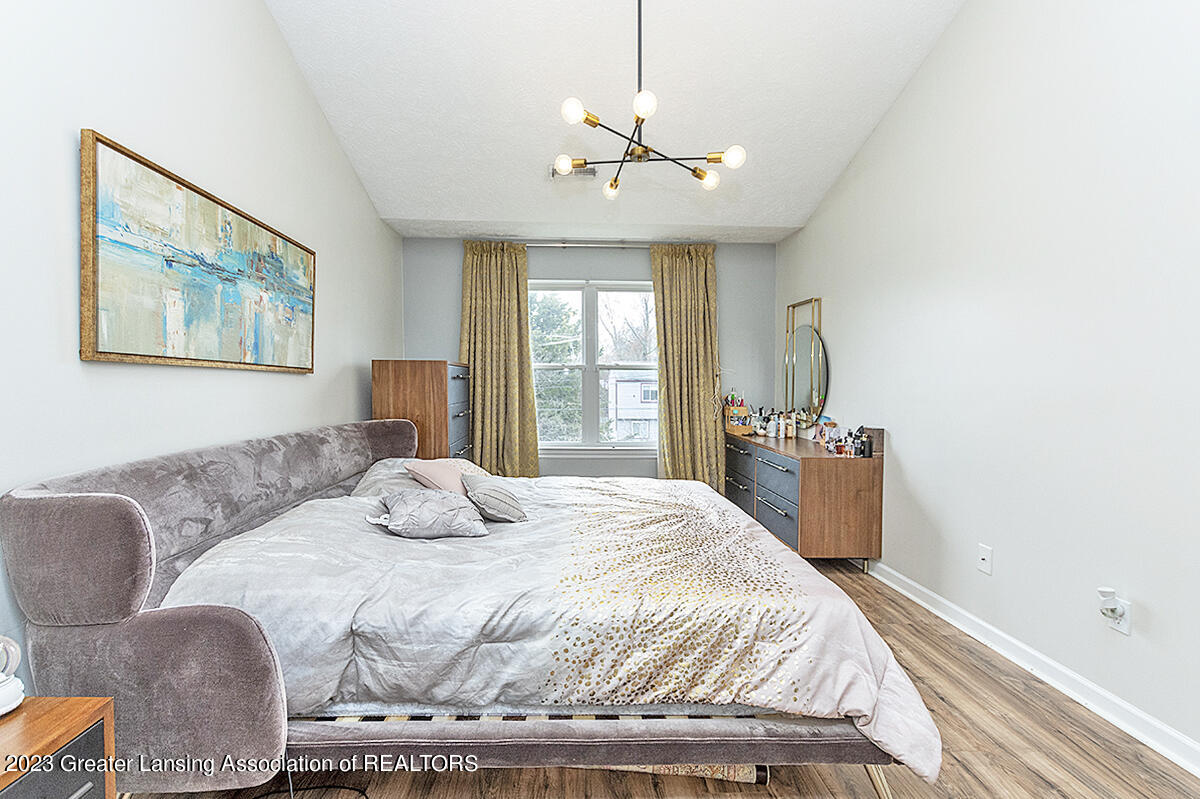 1333 Coolidge Road, Unit 14 East Lansing, MI 48823 - Photo 12 of 22 Primary Bedroom