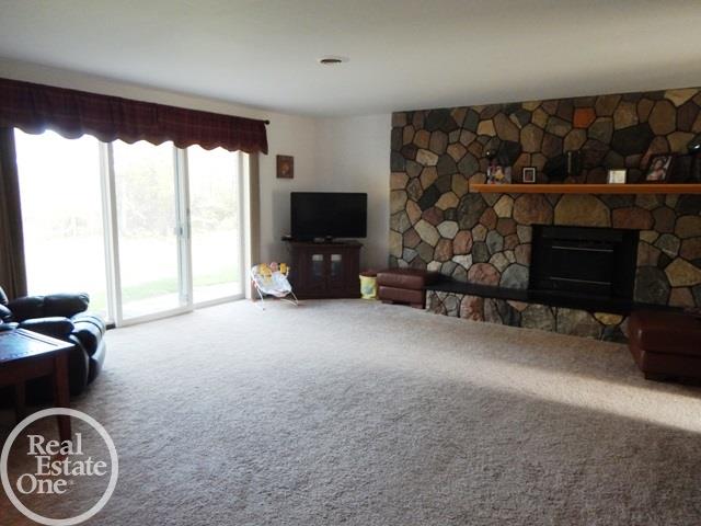 54095 Baker Road New Baltimore, MI 48047 - Photo 14 of 57