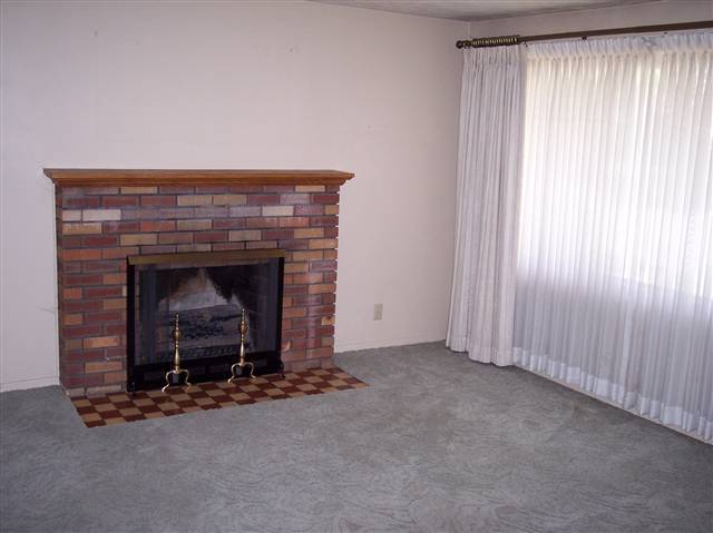 721 South Houk Road Spokane Valley, WA 99216 - Photo 3 of 9