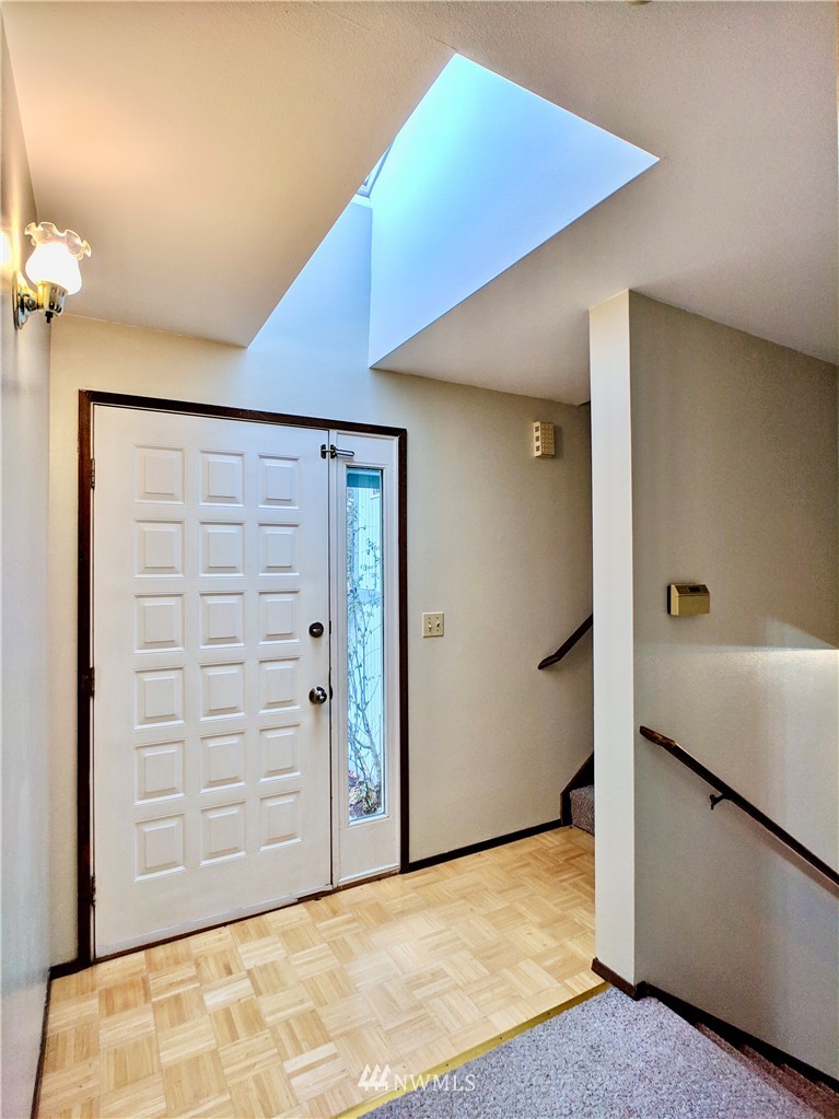 17819 Southeast 137th Street Renton, WA 98059 - Photo 4 of 37 an empty room with closet