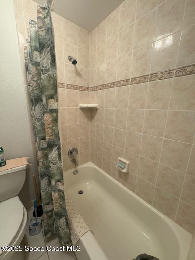 995 Botany Lane Rockledge, FL 32955 - Photo 21 of 64 a bathroom with a toilet and a shower