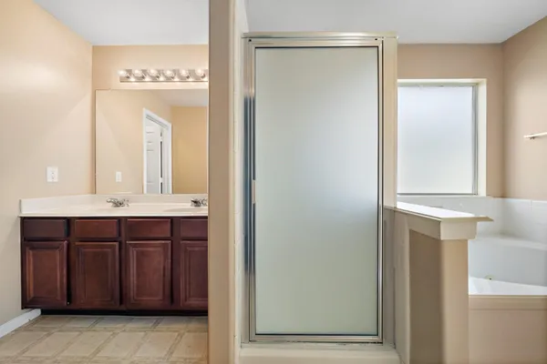 $2,250 | 6503 Holly Cove Lane, Cypress, TX 77433