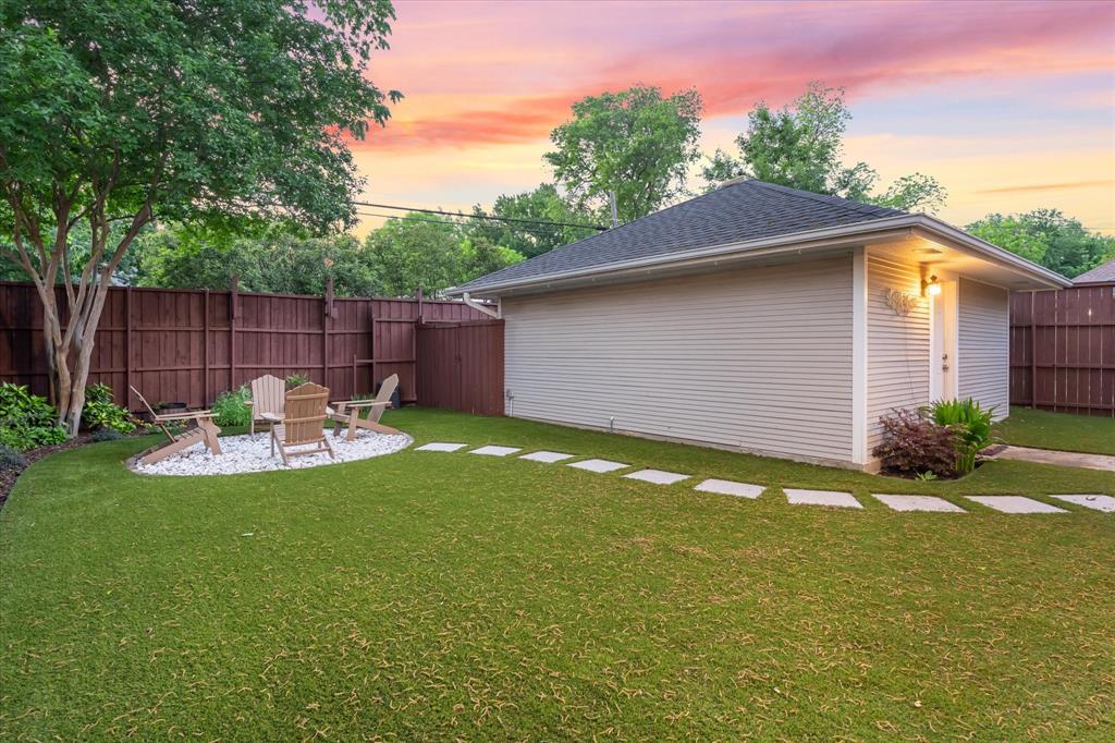 5609 Reiger Avenue Dallas, TX 75214 - Photo 29 of 36