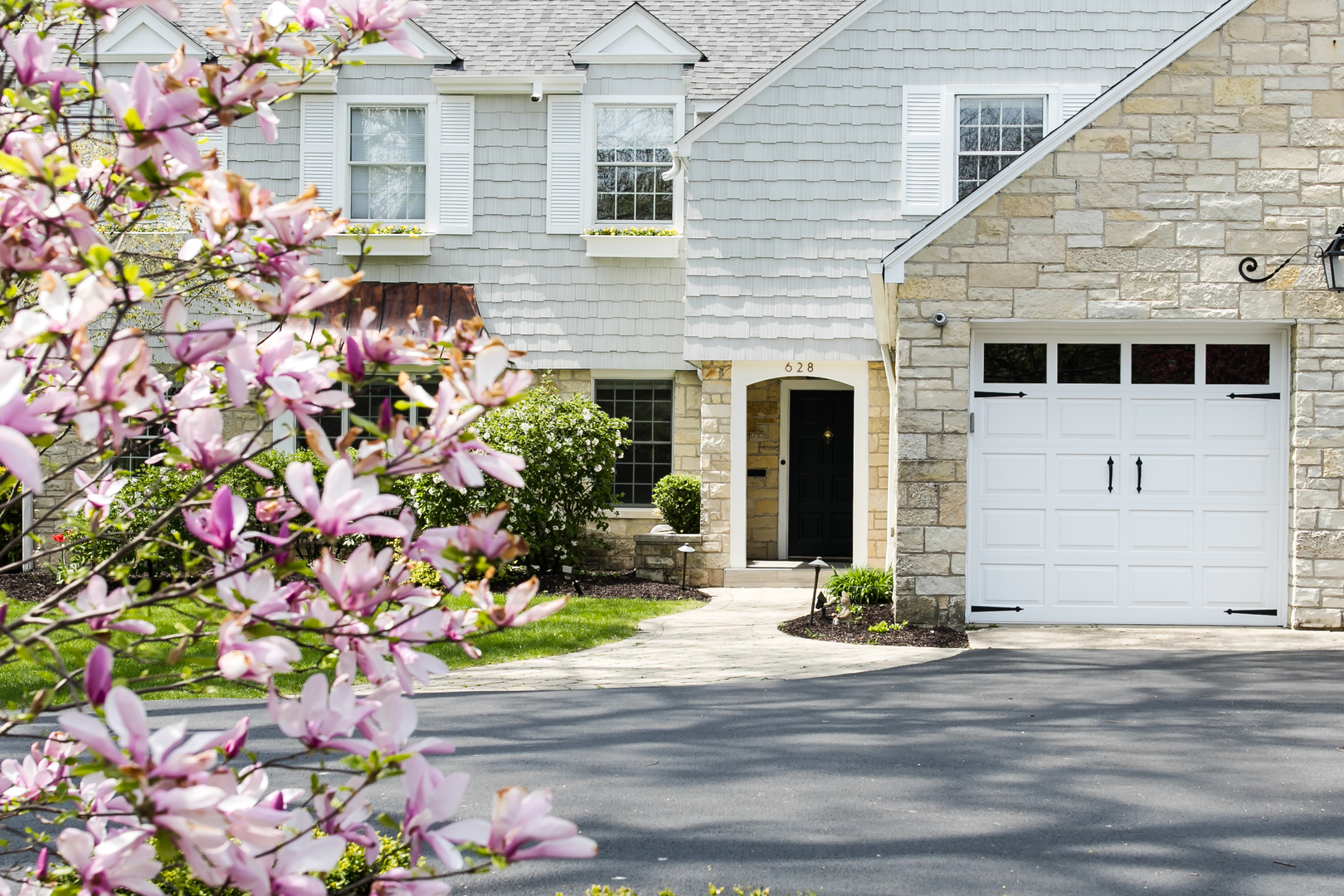 628 South County Line Road Hinsdale, IL 60521 - Photo 3 of 55