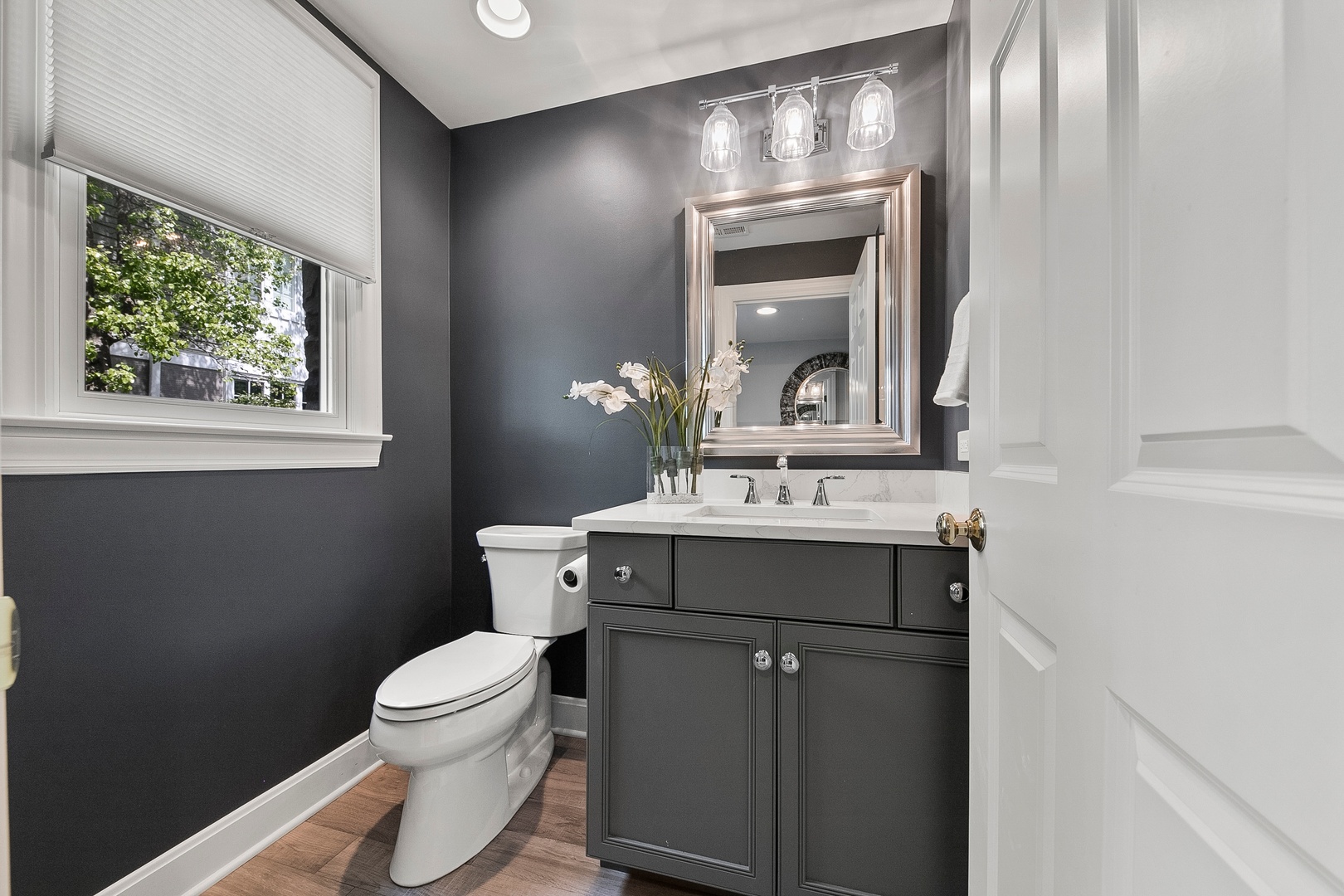 628 South County Line Road Hinsdale, IL 60521 - Photo 30 of 55