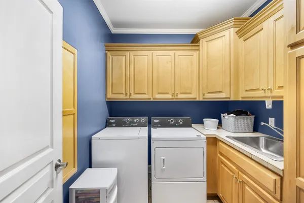 $585,000 | 294 Beasley Drive, Lexington, TN 38351