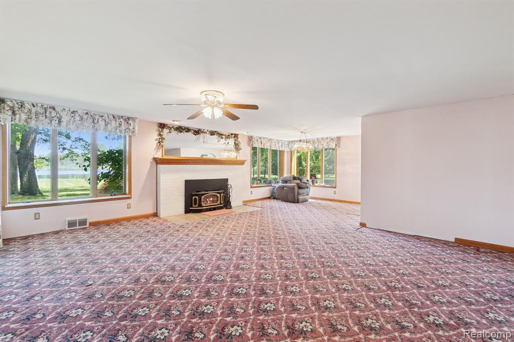 3990 South Sashabaw Road Clarkston, MI 48348 - Photo 10 of 34 Gallery Image 10