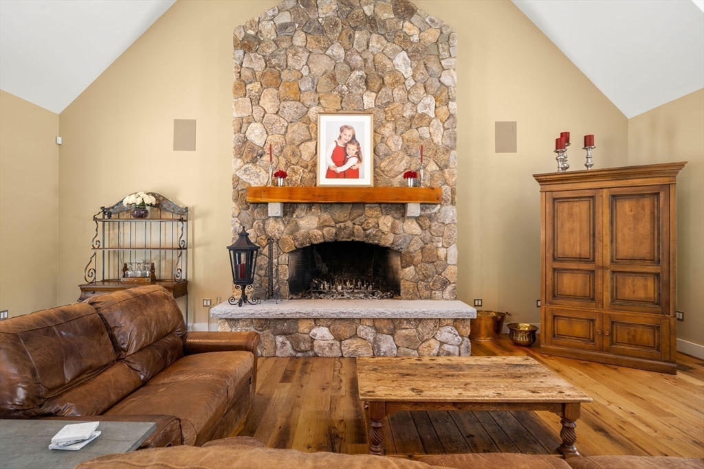 72 Dale Lane Groton, MA 01450 - Photo 16 of 42