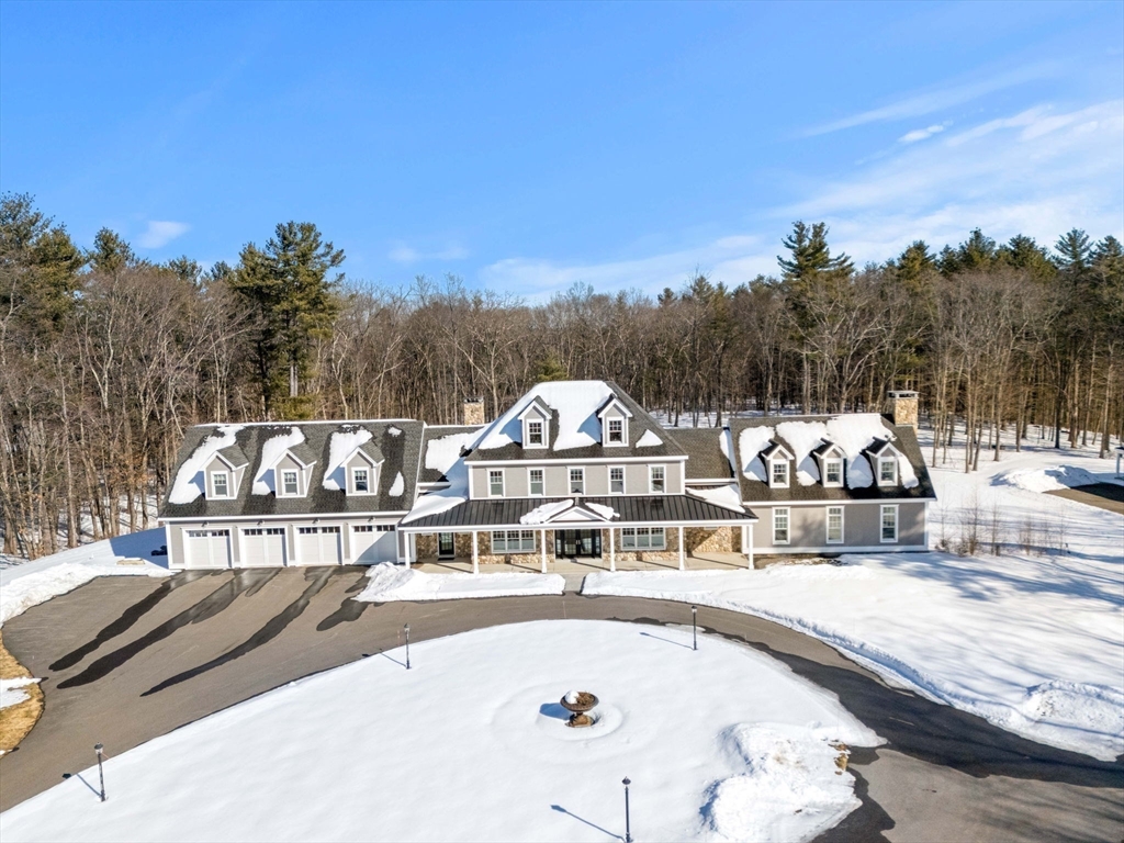 72 Dale Lane Groton, MA 01450 - Photo 3 of 42