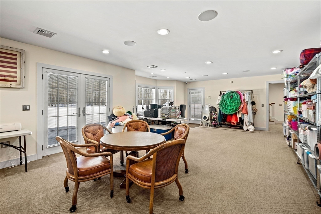 72 Dale Lane Groton, MA 01450 - Photo 31 of 42
