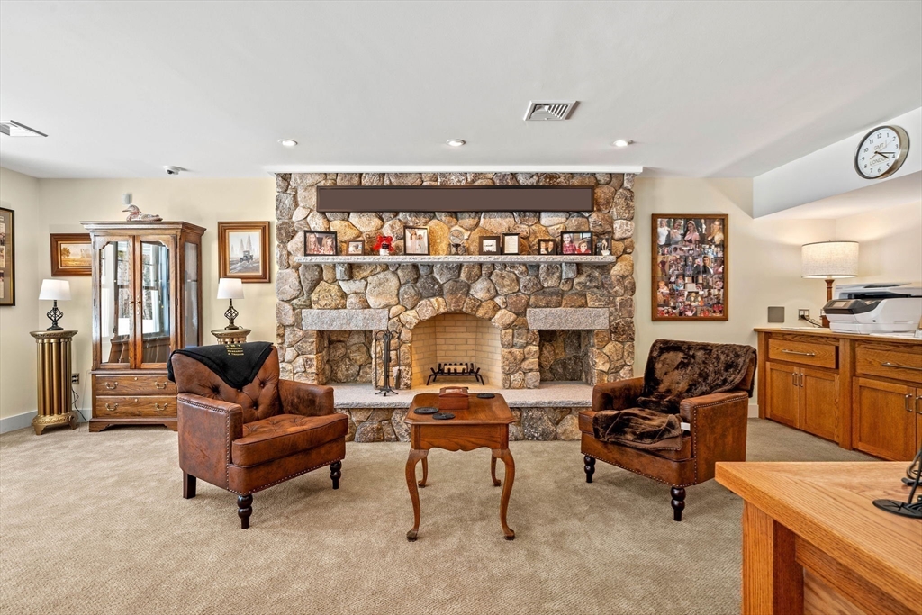 72 Dale Lane Groton, MA 01450 - Photo 33 of 42