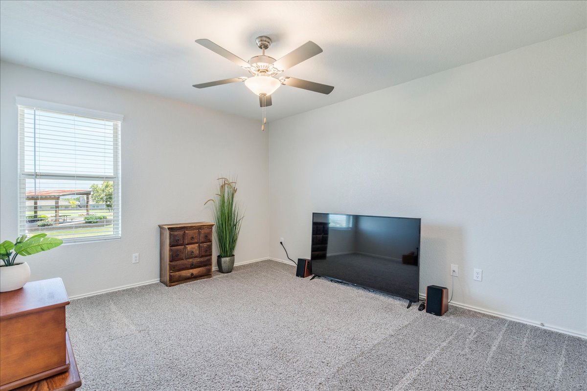 358 Jasper Trail Buda, TX 78610 - Photo 27 of 35