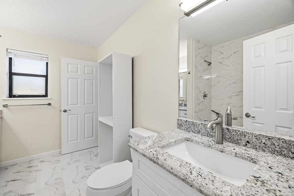 341 Stoneleigh Road Center Point, TX 78010 - Photo 11 of 26