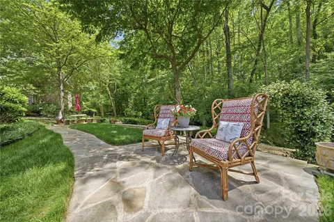 $1,525,000 | 2418 La Maison Drive, Charlotte, NC 28226