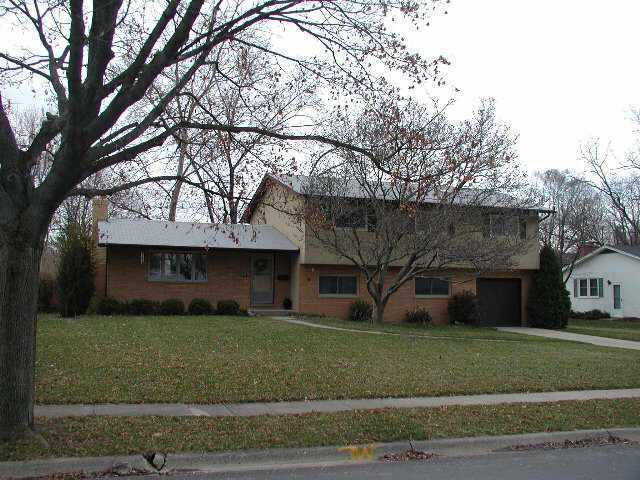 2272 Buckley Road Columbus, OH 43220 - Photo 1 of 1