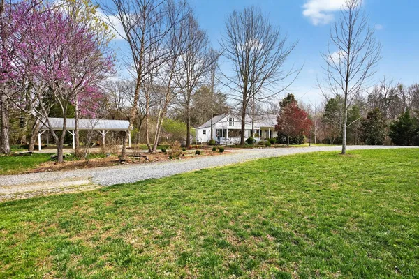 $549,900 | 3805 Whipping Creek Road, Gladys, VA 24554