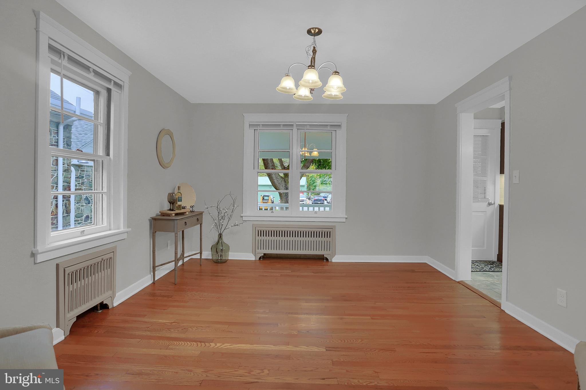 215 South East Street Spring Grove, PA 17362 - Photo 6 of 46