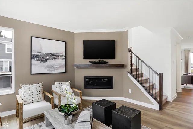 $425,000 | 9335 Clarendon Drive, Fishers, IN 46038