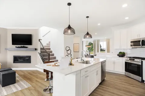 $425,000 | 9335 Clarendon Drive, Fishers, IN 46038