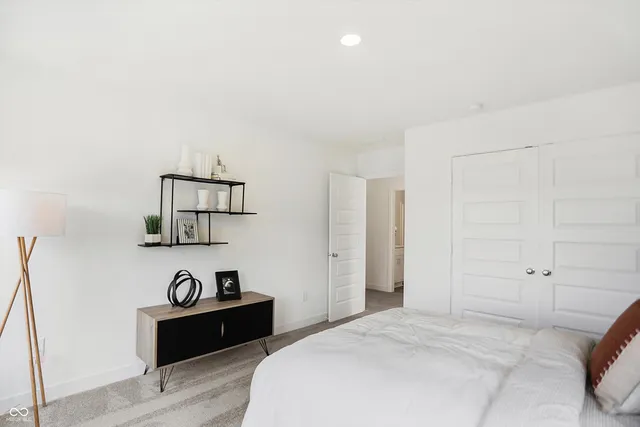 $425,000 | 9335 Clarendon Drive, Fishers, IN 46038