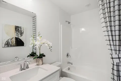 $425,000 | 9335 Clarendon Drive, Fishers, IN 46038