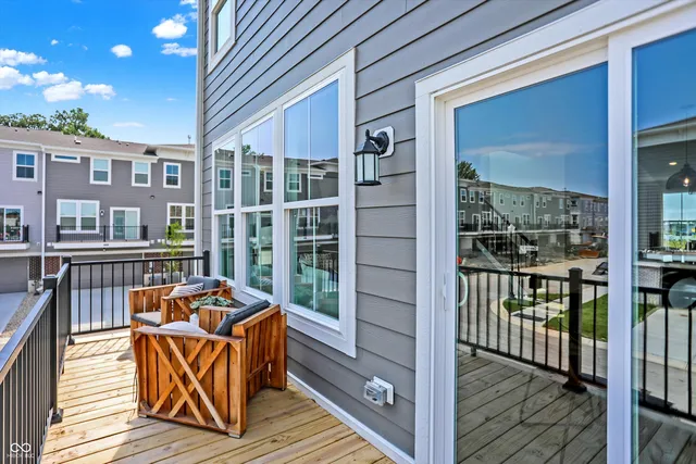 $425,000 | 9335 Clarendon Drive, Fishers, IN 46038