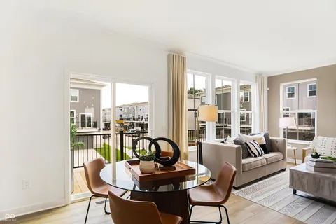 $425,000 | 9335 Clarendon Drive, Fishers, IN 46038