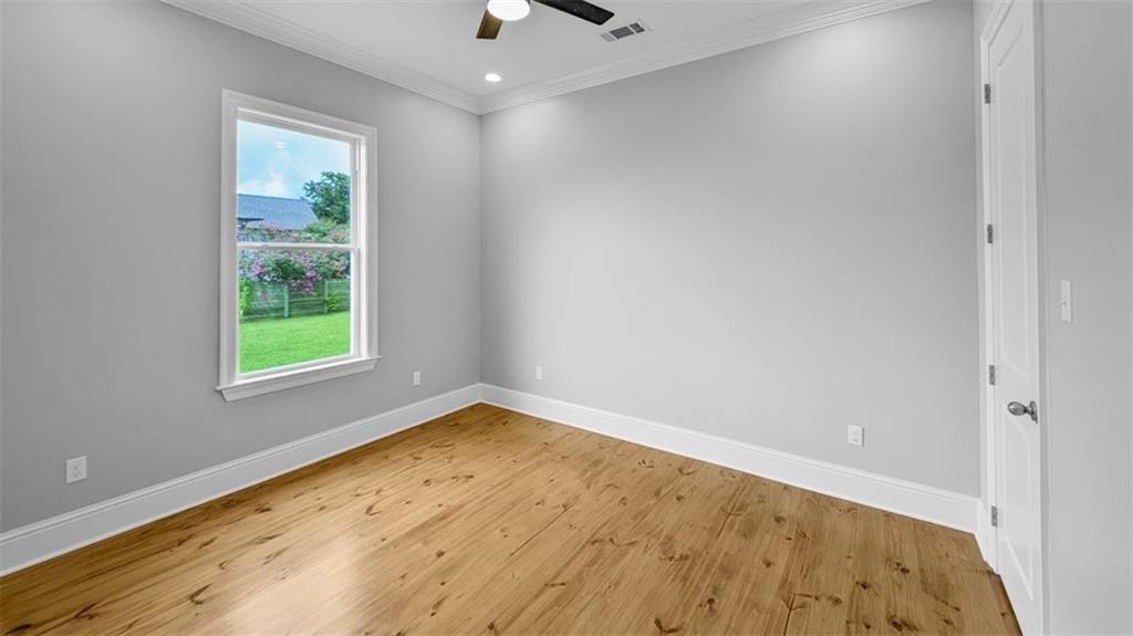 1908 Benjamin Street Arabi, LA 70032 - Photo 11 of 28