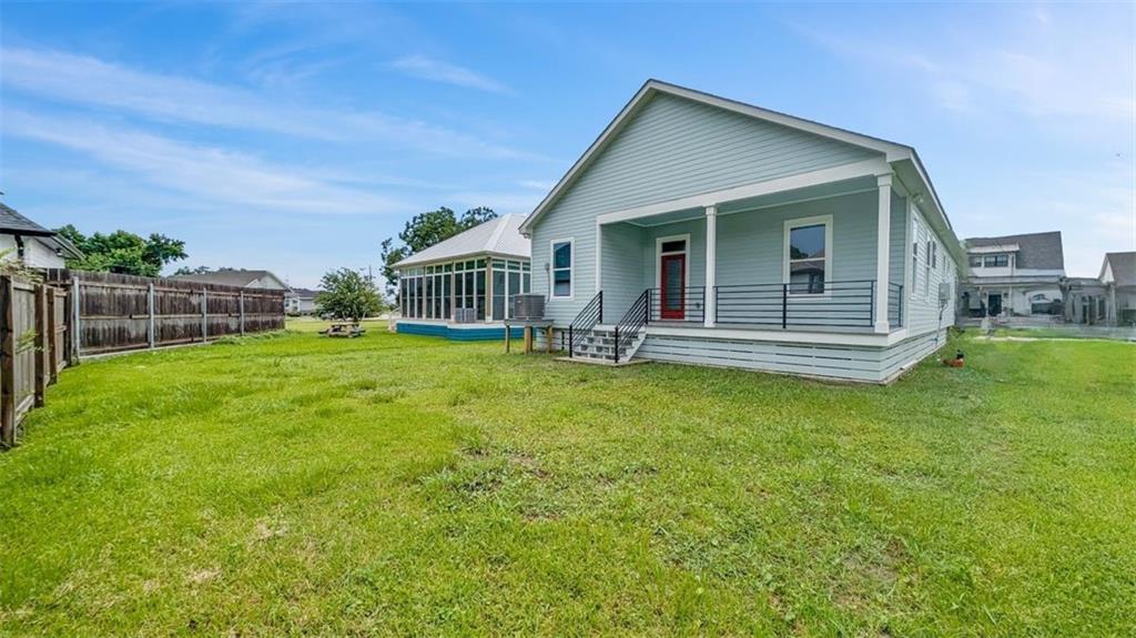 1908 Benjamin Street Arabi, LA 70032 - Photo 21 of 28