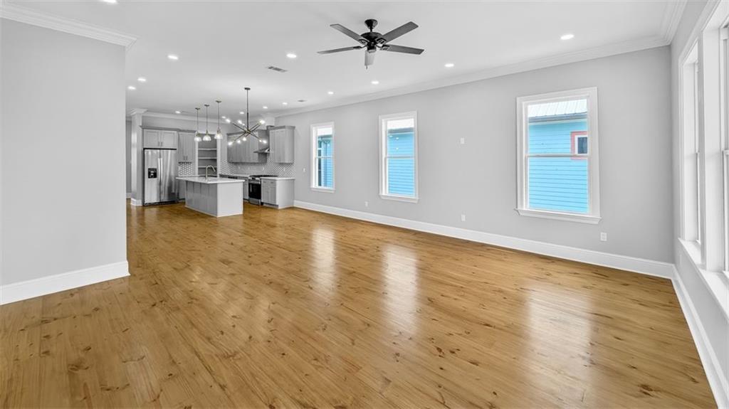 1908 Benjamin Street Arabi, LA 70032 - Photo 4 of 28