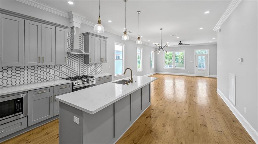 1908 Benjamin Street Arabi, LA 70032 - Photo 5 of 28