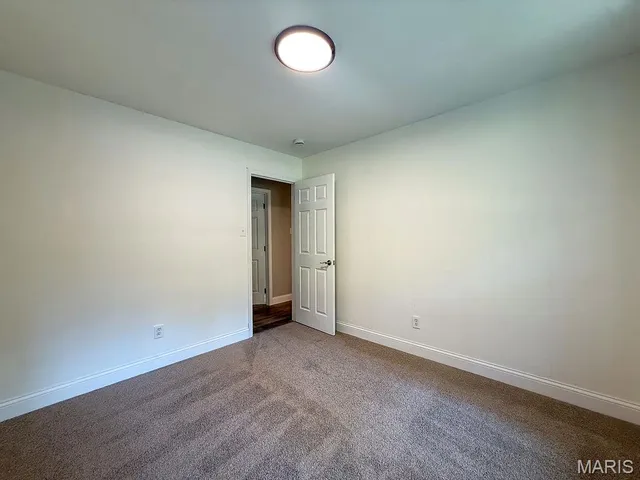 $389,900 | 9748 Lee Drive, Hillsboro, MO 63050