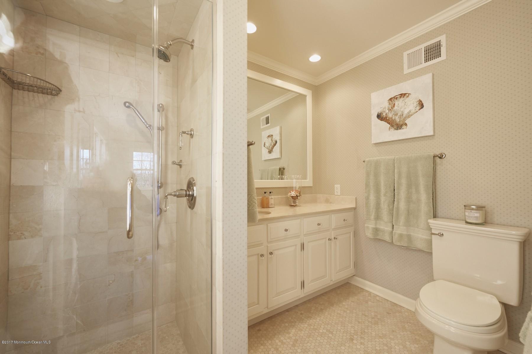 11 Riverside Drive Rumson, NJ 07760 - Photo 16 of 23 Master Bath