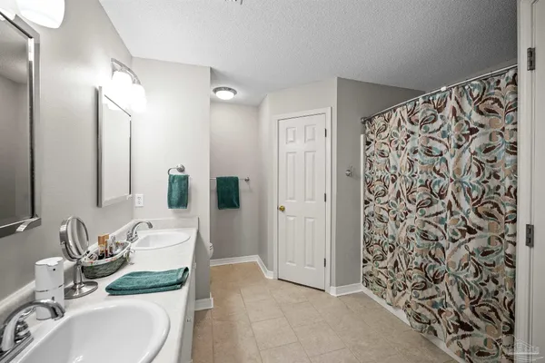 $335,000 | 2032 Winners Circle, Cantonment, FL 32533