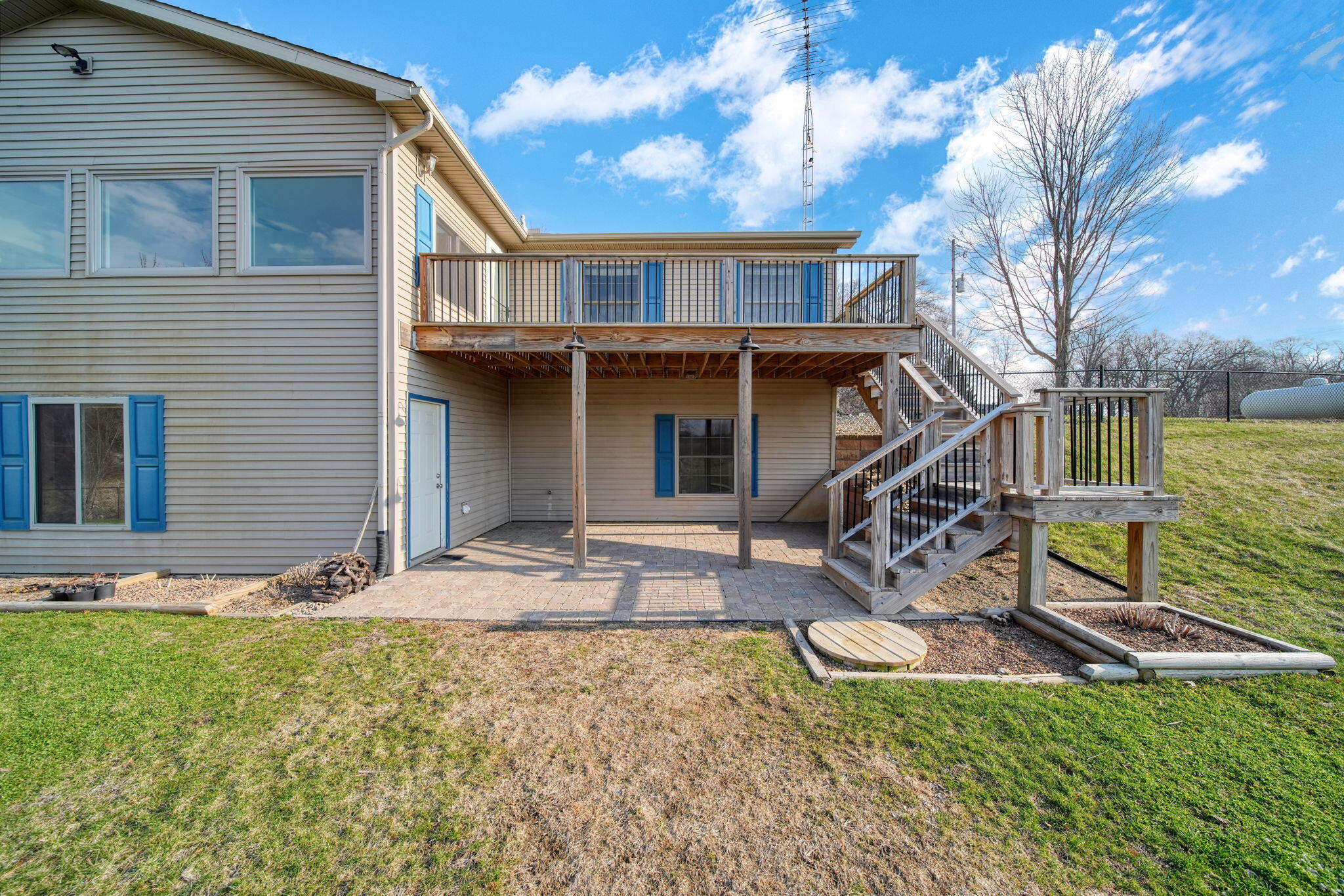 11323 Miner Road Parma, MI 49269 - Photo 10 of 65 deck-overlooking-acreage.jpg