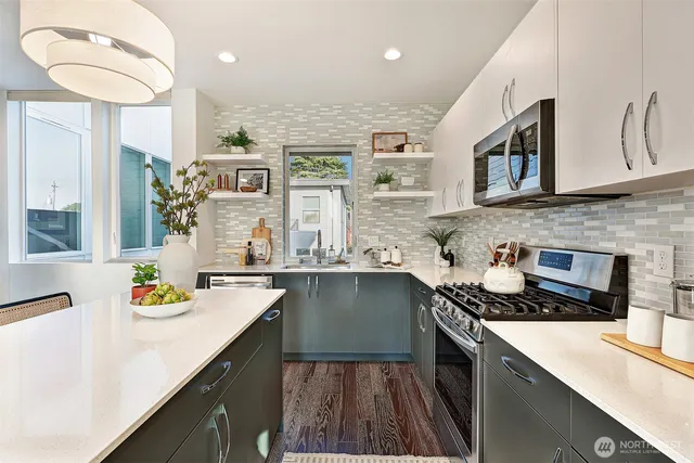 $795,000 | 7721 Mary Avenue Northwest, Unit A, Seattle, WA 98117