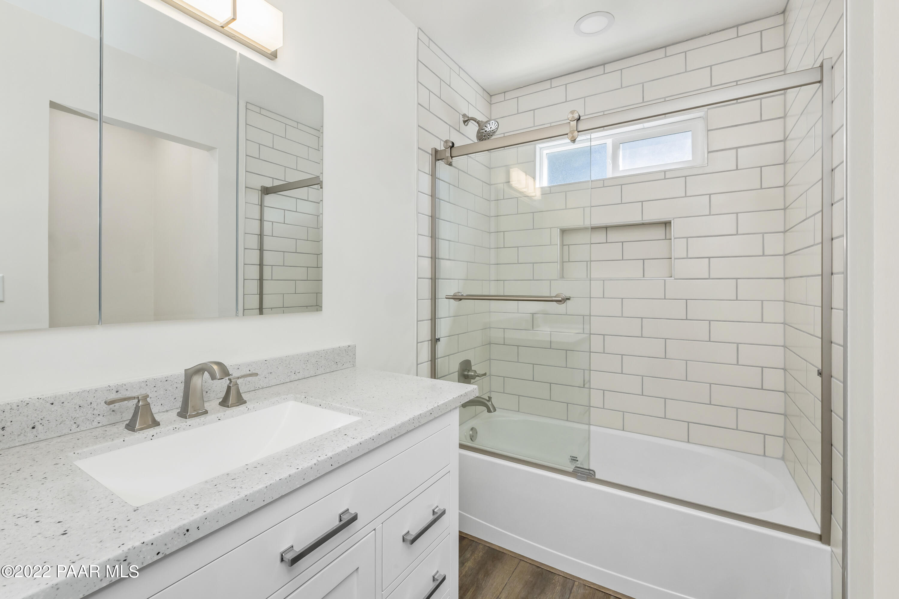 1233 Copper Basin Road Prescott, AZ 86303 - Photo 12 of 19 Bathroom