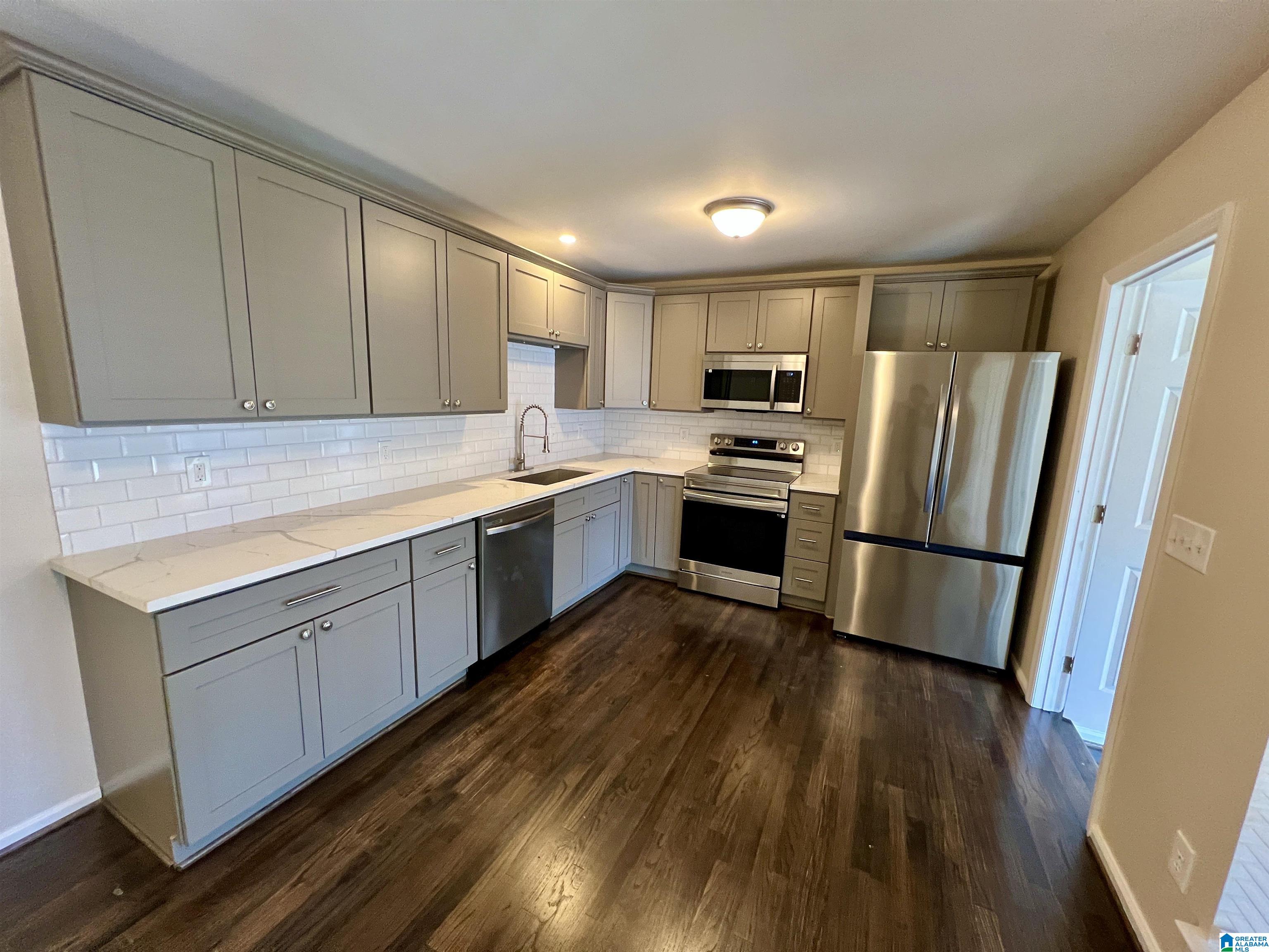 935 Pineview Road Birmingham, AL 35210 - Photo 19 of 25