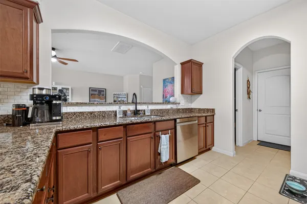 $293,000 | 12023 Powderhorn Lane, Pinehurst, TX 77362