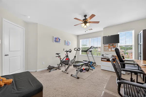 $293,000 | 12023 Powderhorn Lane, Pinehurst, TX 77362