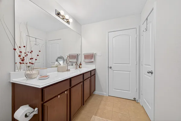 $293,000 | 12023 Powderhorn Lane, Pinehurst, TX 77362