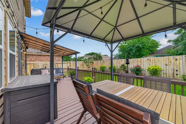 $293,000 | 12023 Powderhorn Lane, Pinehurst, TX 77362