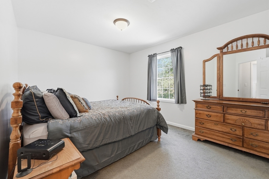 15 Primrose Street Worcester, MA 01604 - Photo 22 of 37
