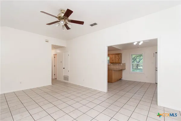 $1,700 | 11 Basswood Court, Belton, TX 76513