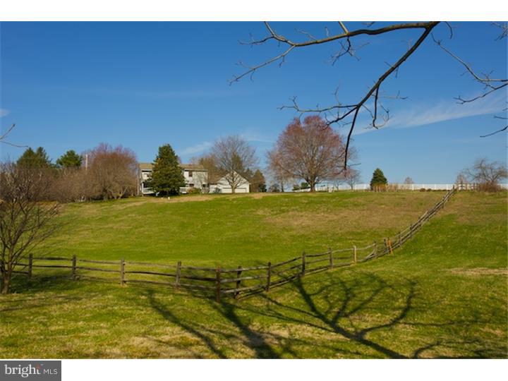 310 Newark Road Landenberg, PA 19350 - Photo 22 of 25 Exterior Back